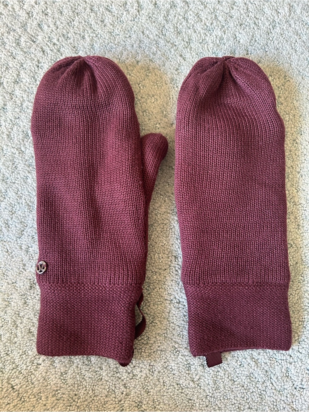 Lululemon Snow Amazing Mittens *Sherpa
Bordeaux Drama